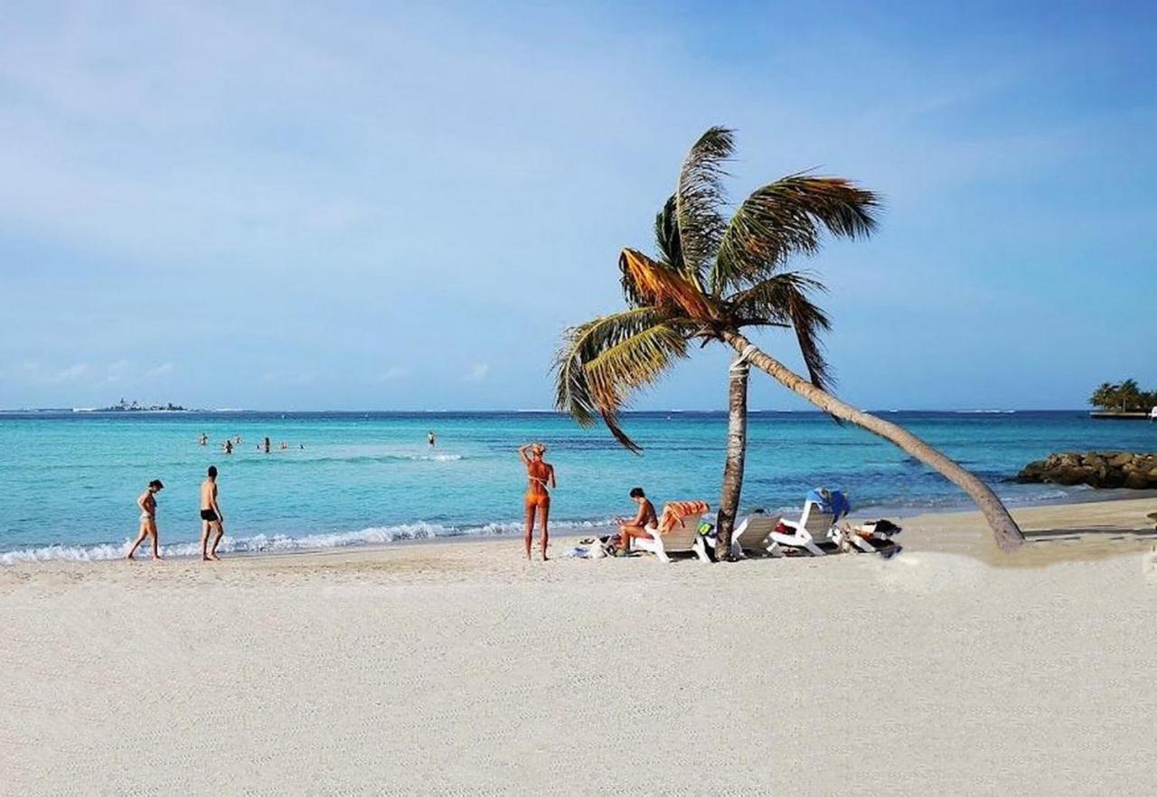 Adroit Beach Inn Guraidhoo  Ngoại thất bức ảnh